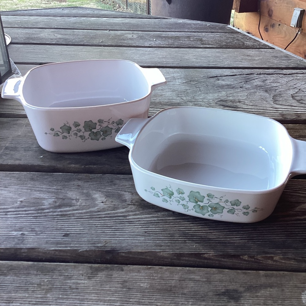 Corningware Vintage Callaway Green Ivy - set of 2 - baking dishes